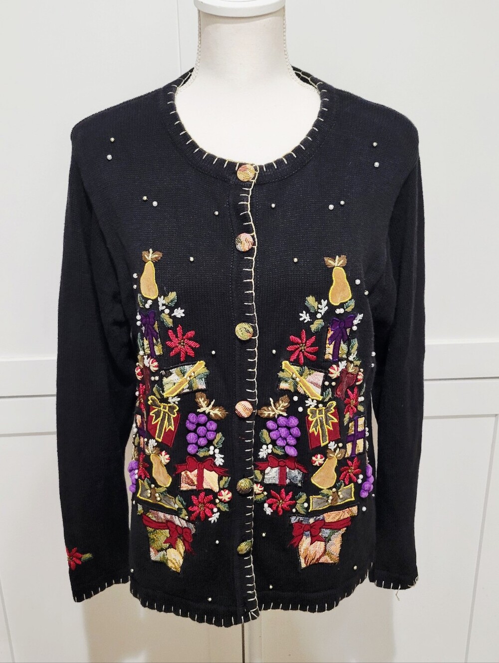 VTG 90s Victoria Jones Embroidered Holiday Tree Cardigan Sweater | Size Medium